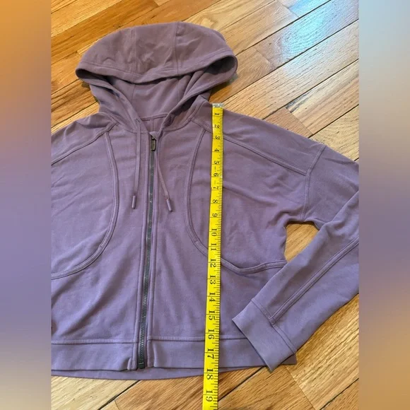 Lululemon Loungeful Cropped Hoodie Sweatshirt Women’s Size 4 Purple - Picture 11 of 13